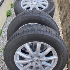 日産エクストレイルt32 17インチ　スタッドレスタイヤ付　225/65 R 17  4本