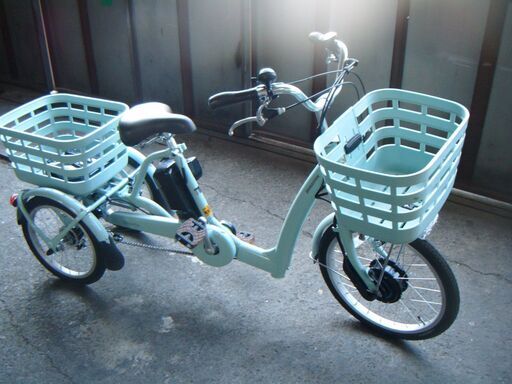 電動アシスト三輪自転車　ブリヂストン製　美品　数回使用のみ
