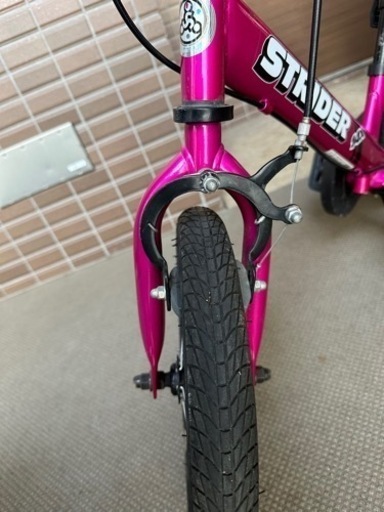 手渡し限定/ STRIDER 14X ストライダー14X ピンク スタンド付き あ*マ