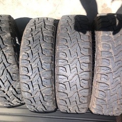 オフロード/マッドタイヤ付きアルミホイール  バリ山4本組み