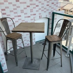 屋外用スツールセット（テーブル、椅子2脚）