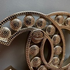 CHANEL ブローチ　シャネル