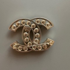 CHANEL ブローチ　シャネル