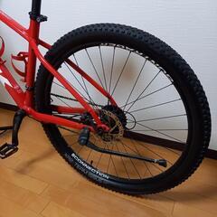 TREK トレック MARLIN 6 マーリン 2019年モデル サイズML赤白