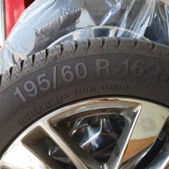 セレナ　オーテック　16インチアルミ(タイヤ付き)　4本