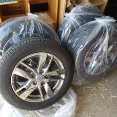セレナ　オーテック　16インチアルミ(タイヤ付き)　4本