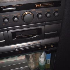 COLUMBIA（コロムビア）マルチレーザーディスク・カラオケシステムとレーザーディスクケースとマイクロホン中古美品です。