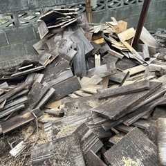 木材。廃材　キャンプファイヤーや焚火、薪ストーブに