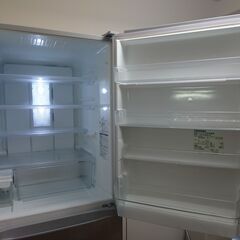 3ドア冷凍冷蔵庫　375L(右開き）