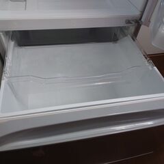 3ドア冷凍冷蔵庫　375L(右開き）