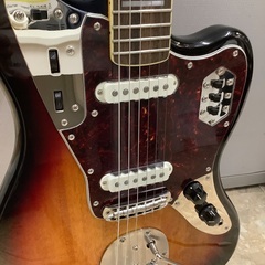 【美品】Squier ジャガー JAGUAR スクワイア スクワイヤー 専用ケース付属　ギター