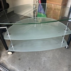 ガラス3段テーブル　