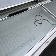 SANYO アイスクリーム 冷凍ショーケース SCR-R3000 247L 冷凍動作確認済 ダイヤル4程度で-24°を確認 中古品 ③