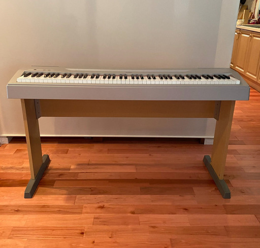 YAMAHA 電子ピアノ　P-60
