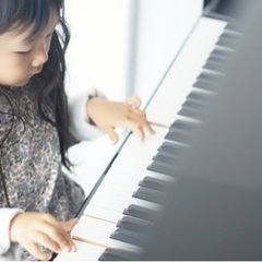 ピアノの先生の見習い募集。