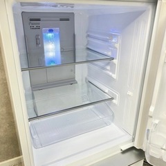 ☑︎ご成約済み? SHARP 一人暮らし冷蔵庫✨ 上品なホワイトガラス?
