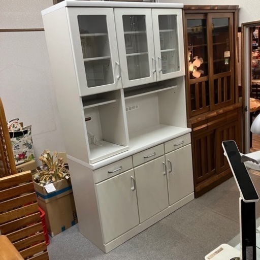 北海道　帯広　家具 収納家具 食器棚　キッチン収納　白　ホワイト