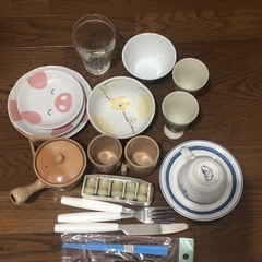 萩焼きの茶器セット(箱なし)、カップ＆ソーサー、皿、箸置き、他