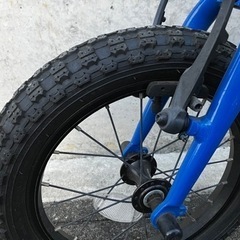 定価の半額以下！！ヨツバサイクル　14インチ　ヒーローレッド　