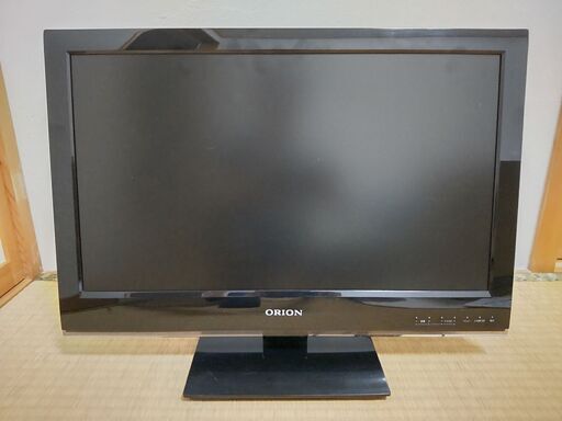 テレビ (DVD内蔵型液晶テレビ)