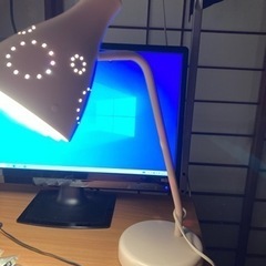 IKEA ライト　ピンク　パソコン 周辺機器