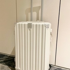 【新品未使用！】キャリーケース　スーツケース