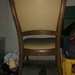 カリモク　　椅子