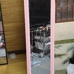 ピンクのスタンドミラー　姿見　家具 ミラー/鏡