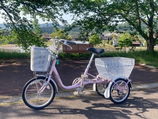 ブリヂストン　ワゴン　三輪自転車　　大人用　高齢者用\n