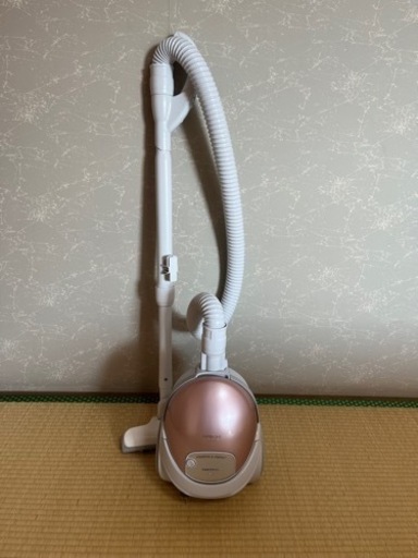 日立掃除機（2023年製/ほぼ新品）
