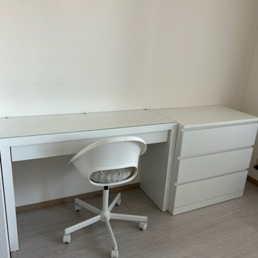 IKEA◯チェスト×ドレッサーセット