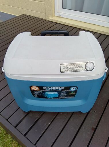 igloo マックスコールド　58L