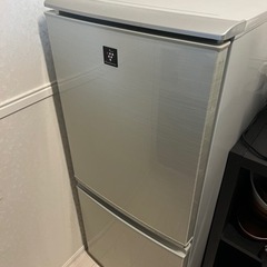 冷蔵庫　137L