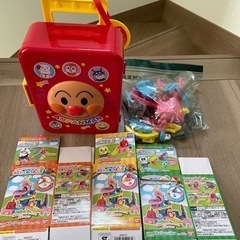 【取引中】アンパンマン　おもちゃのスーツケース　アンパンマンラン...