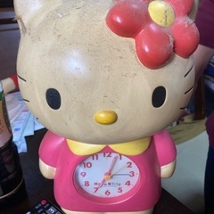 キティちゃんの大きな時計