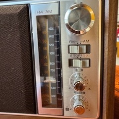 新品レトロ2バンドラジオ