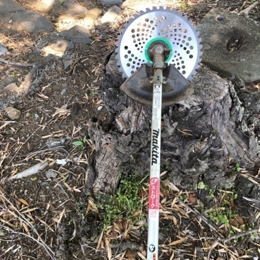 草刈り機