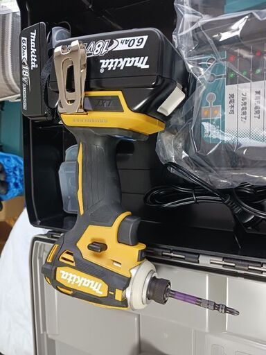 新品makitaインパクトTD172DGXFY【フレッシュイエロー】