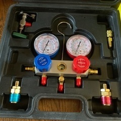 真空ポンプ　マニーホールドゲージ