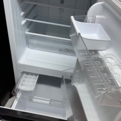 🟦冷蔵庫34 Hisense 2019年製 大阪府内 配達設置無料 保管場所での引取は値引きします