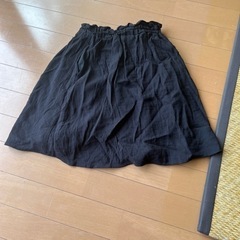 GU 150 女の子用 フリル　スカート
