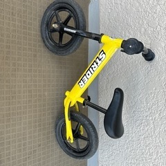 ストライダー　
幼児用自転車