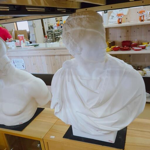 大型◆石膏像　ブルータス◆胸像◆デッサン練習用・オブジェ◆絵画用【こちらは店舗です。浜村鹿野温泉ICから3分 買取本舗 宮本リサイクル 営業時間９～１９時 定休日水曜日】
