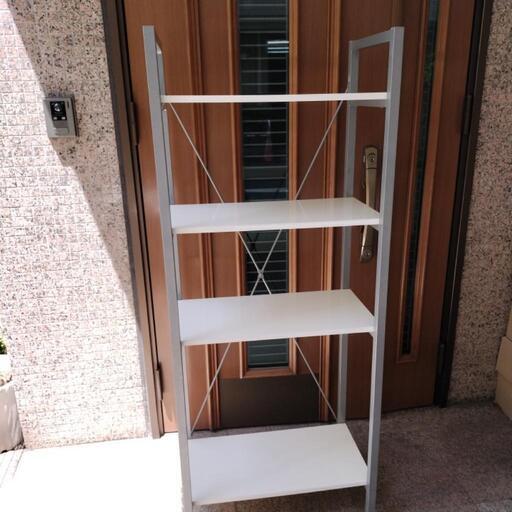 美品  光沢のあるデザイン  シェルフ4段