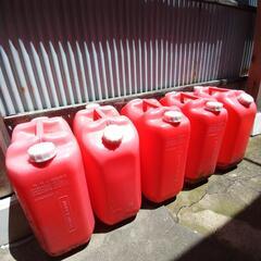 【京都市内配達可】残5 18L ポリタンク 水缶 ウォータ…