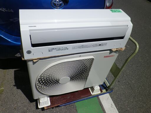 取り引き中　東芝　RAS-Ｆ401M-W 　14～16畳エアコン 　2019年 Ｆ-Mシリーズ ホワイト [おもに14畳用 /100V]