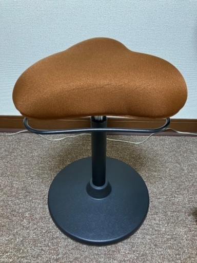 【美品】宮武製作所 プロポーションスツール ロータイプ　ブラウン　姿勢サポート　360度回転