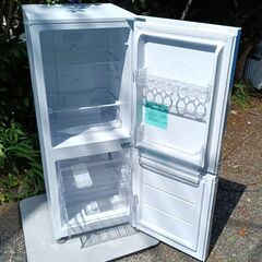 ★使用わずか!!★2023年購入 ハイアール 140L 冷凍冷蔵庫 JR-NF140M