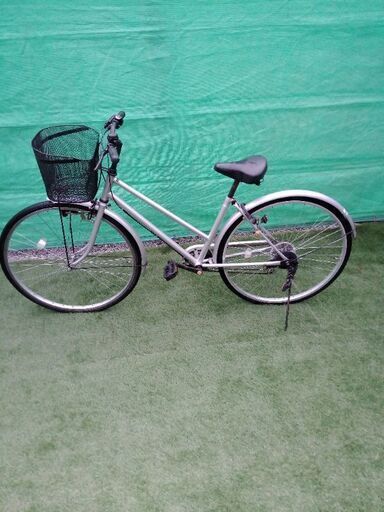 最終値下げ、２７ インチ自転車、リアタイヤ新品交換済み、ママチャリ 6段切り替え、シルバと黒色