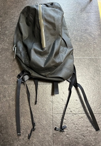 希少・廃盤！　ARC’TERYX アークテリクス ASTRI19 アストリ バックパック